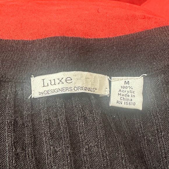 Luxe 360 black cardigan sweater - Picture 5 of 5
